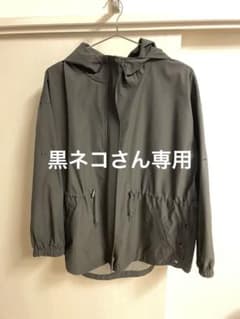 My:nia ブラック　マウンテンパーカーのサムネイル