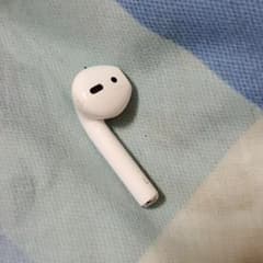 Apple AirPods２世代　左のサムネイル