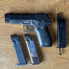 東京マルイ SIG SAUER P226 ガスガン マガジン2本付 18禁 - メルカリ