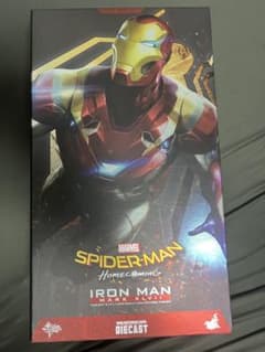 핫 토이즈 Iron Man Mark XLVII 피규어