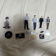seventeen エスクプス　アクスタ　まとめ売り SEVENTEEN エスクプス アクスタ アクリルスタンド まとめ売り - メルカリ