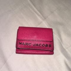 MARC JACOBSミニ財布のサムネイル