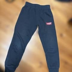 Levi's 黒 ロゴ入り長ズボン　120のサムネイル