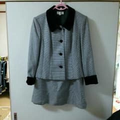りお様専用＊レディーススーツ11号＊3点セットのサムネイル