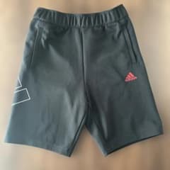 adidas ハーフパンツ 120サイズ 黒のサムネイル