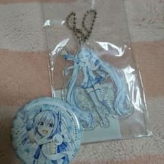 初音ミク　缶バッジ　アクリルキーホルダーのサムネイル