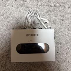 FiiO ポータブルカセットプレーヤー 本体のサムネイル
