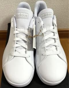 adidas スニーカー【新品未使用】ゼブラ柄　24cmのサムネイル