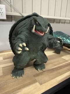 当時の バンダイ 製 電動歩行ガメラ 当時の バンダイ 製 電動歩行ガメラ - メルカリ
