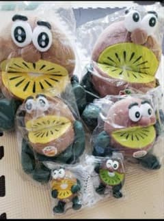 ゼスプリ小中サイズ人形+フィギュア2体セット - メルカリ