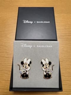 【新品未使用】Disney × BAUBLEBAR ミニーピアス 日本未発売のサムネイル