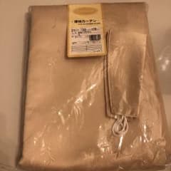 厚地カーテンのサムネイル