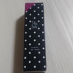 24h cosme 24 ミネラルＢＢクリーム 01ライト 17mlのサムネイル