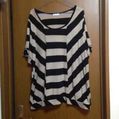 大きいサイズ 半袖トップスのサムネイル