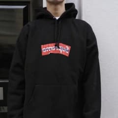COMME des GARÇONS SHIRT Supreme パーカー Mのサムネイル