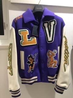 Louis vuittonルイヴィトン スタジャン　varsity jackeのサムネイル