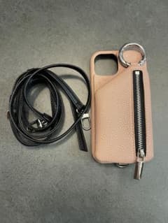 iPhone17Pro ajew クロコ型押しケース ストラップ付き cadenas zipphone case | iPhone17 / sakura - ajew（エジュー）公式サイト