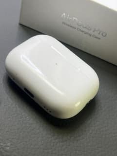 AirPods pro第2世代充電ケースA2968正規品動作品USB-C - メルカリ