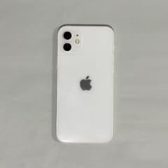 Apple iPhone 12 128GB ホワイト バッテリー83%のサムネイル