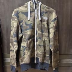 THE NORTH FACE カモフラ ジップアップパーカーのサムネイル