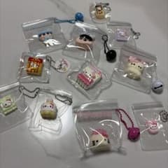 海外スクイーズ　しんちゃん　キティ　ざえもん　Kawaii squishyのサムネイル