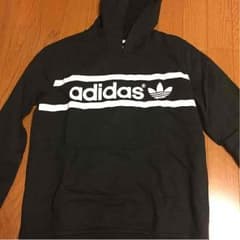 adidas パーカーのサムネイル