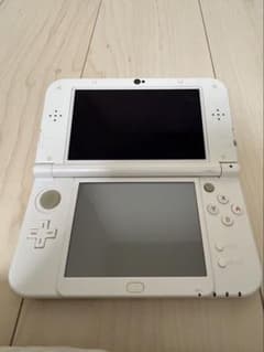 ホワイト New 3DS LL 本体のサムネイル