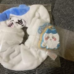 ちいかわ ハチワレ シュシュ2 クッキーチャーム2 2点セットのサムネイル