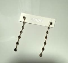 SNIDEL ゴールド チェーンピアスのサムネイル