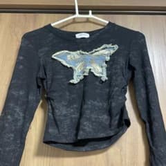 バタフライモチーフ 長袖Tシャツ ブラックのサムネイル