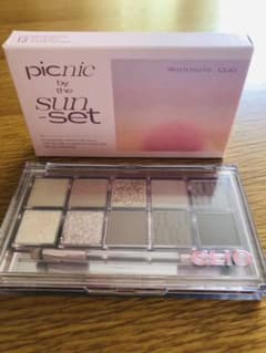 CLIO アイシャドウパレット13 picnic by the SUNSETのサムネイル