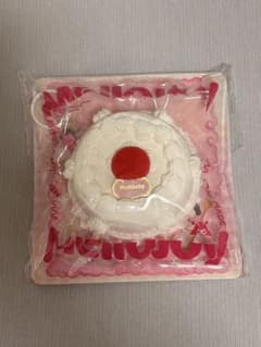 Mellojoy いちごホールケーキ スクイーズのサムネイル