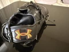 ころちゃん様専用 アンダーアーマー 軟式グローブ 黒のサムネイル