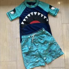 ☆carter's水着☆100〜110のサムネイル