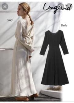 B様専用【完売品】アングリッド　バックリボンフレアワンピースのサムネイル