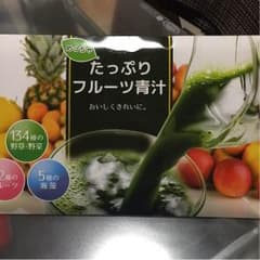 ★たっぷりフルーツ青汁★のサムネイル