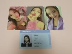 TWICE Formula of Love:O+T=<3 トレカのサムネイル