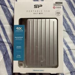 【新品】ポータブルSSD シリコンパワー Bolt B75 シルバー 256GBのサムネイル