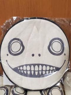 NieR15周年　ラグマットエミール