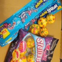 Trolli 宇宙グミ9個 ロープグミ2個のサムネイル