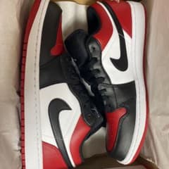 エアジョーダン1 LOW Bred Toeのサムネイル