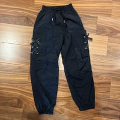 ブラック レースアップ カーゴパンツ　しまむら　140cmのサムネイル
