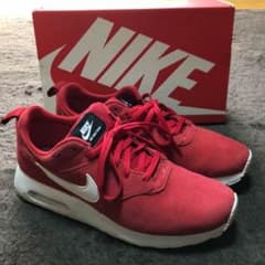 NIKE AIR MAXのサムネイル
