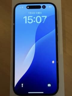 【美品】iPhone16 128GB SIMフリー ブラック 動作確認済のサムネイル