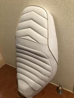 アドレスv125sシートのサムネイル
