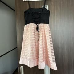 パーティドレスのサムネイル