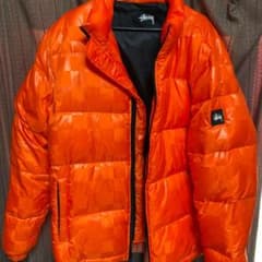 STUSSY オレンジ　ダウンジャケットのサムネイル