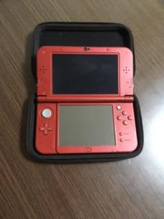 ニンテンドー3DS フレアレッド　＋　カバーケース黒のサムネイル