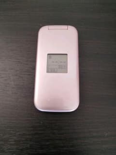 NTT ドコモ　らくらくホン　F- 08Cのサムネイル