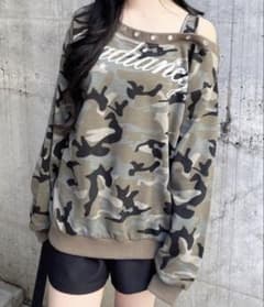 INGNI ハトメオフショルロゴスウェットトップス M メイサイ 迷彩のサムネイル